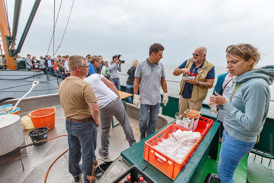 Foto 20140725-muschelfischer-0113.cr2 Niedersächsische Muschelfischer eröffnen Saison 2014 in Norddeich