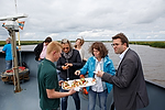 Vorschaubild für Datei 20160815-muschelfischer-098.jpg Niedersächsische Muschelfischer eröffnen Saison 2016 in Greetsiel