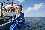 Vorschaubild für Datei 20160815-muschelfischer-568.jpg Niedersächsische Muschelfischer eröffnen Saison 2016 in Greetsiel