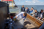 Vorschaubild für Datei 20160815-muschelfischer-641.jpg Niedersächsische Muschelfischer eröffnen Saison 2016 in Greetsiel